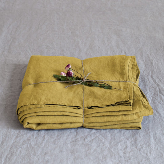 Pellavalakana Kivipesty Lemon Curry (140x250 cm) - Linen Tales