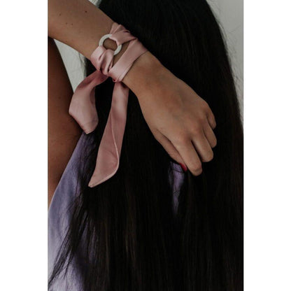 Silk Ribbon Bracelet - LOVE - Kotikauppa