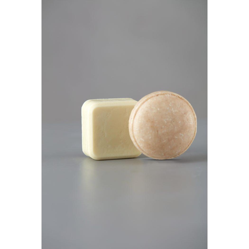 Solid Hair-Care Set with Corkwood Travel Cases