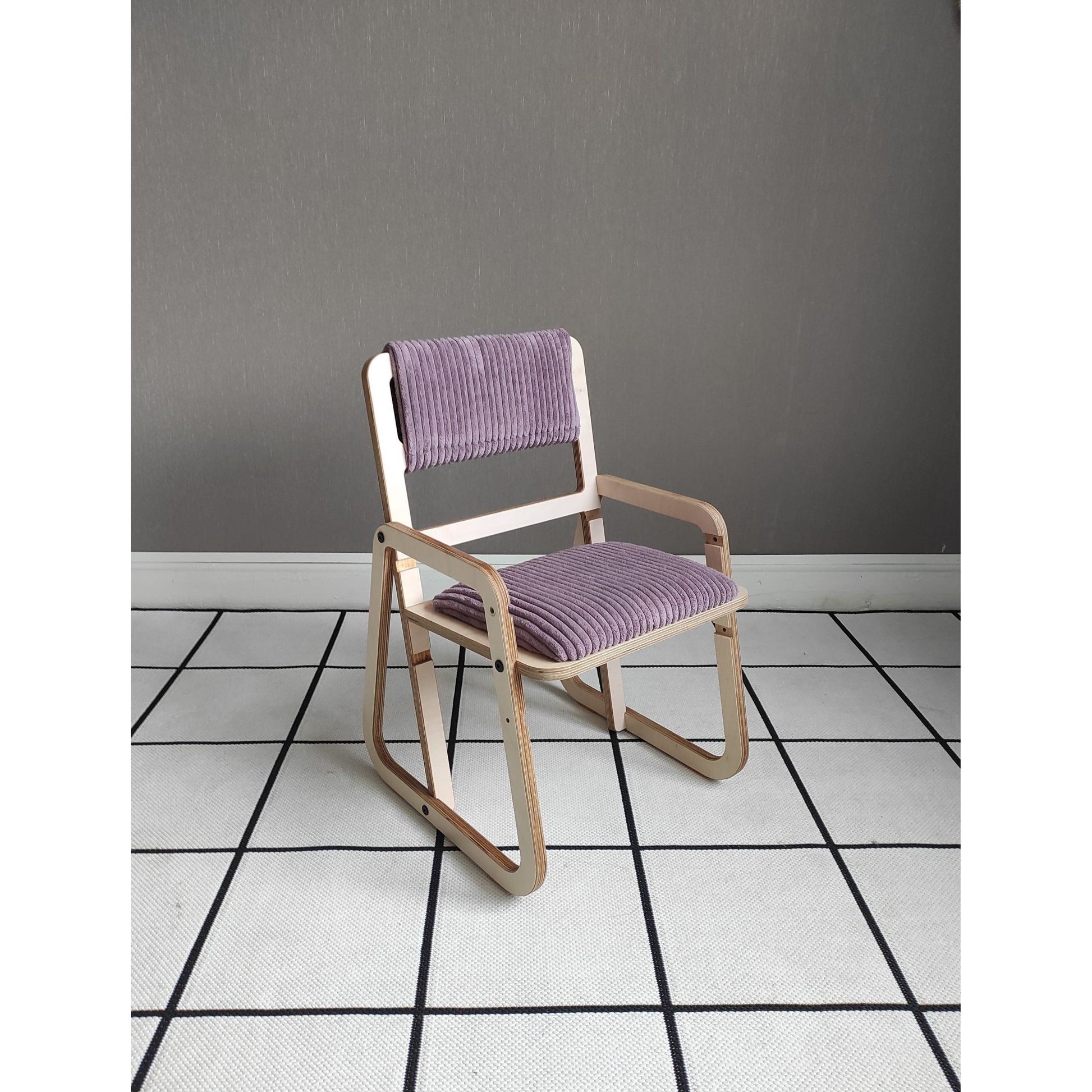 Adjustable Children Chair Julle - Cannon Pink
