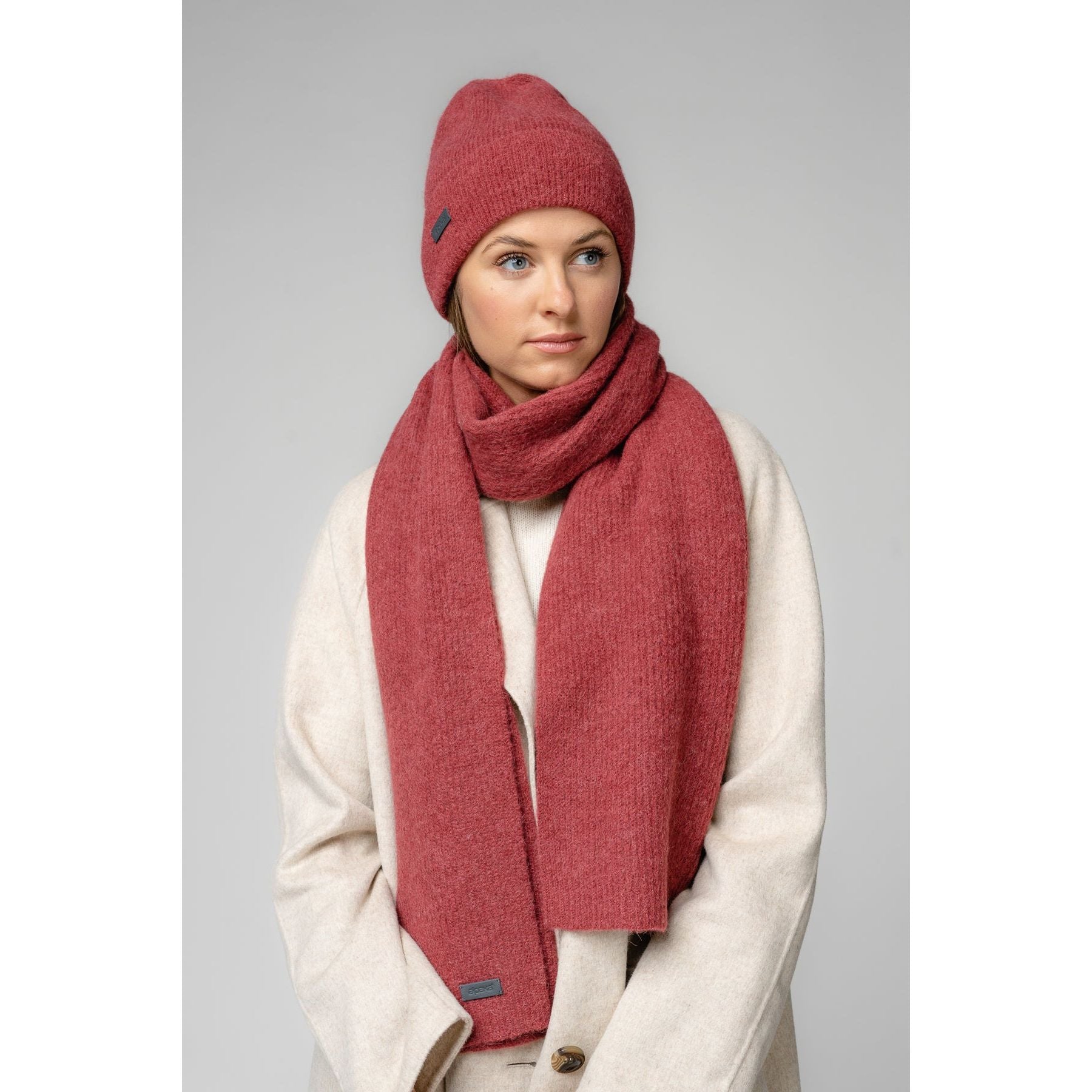 Natural Baby Alpaca and Merino Wool Light Fisherman's Rib Scarf