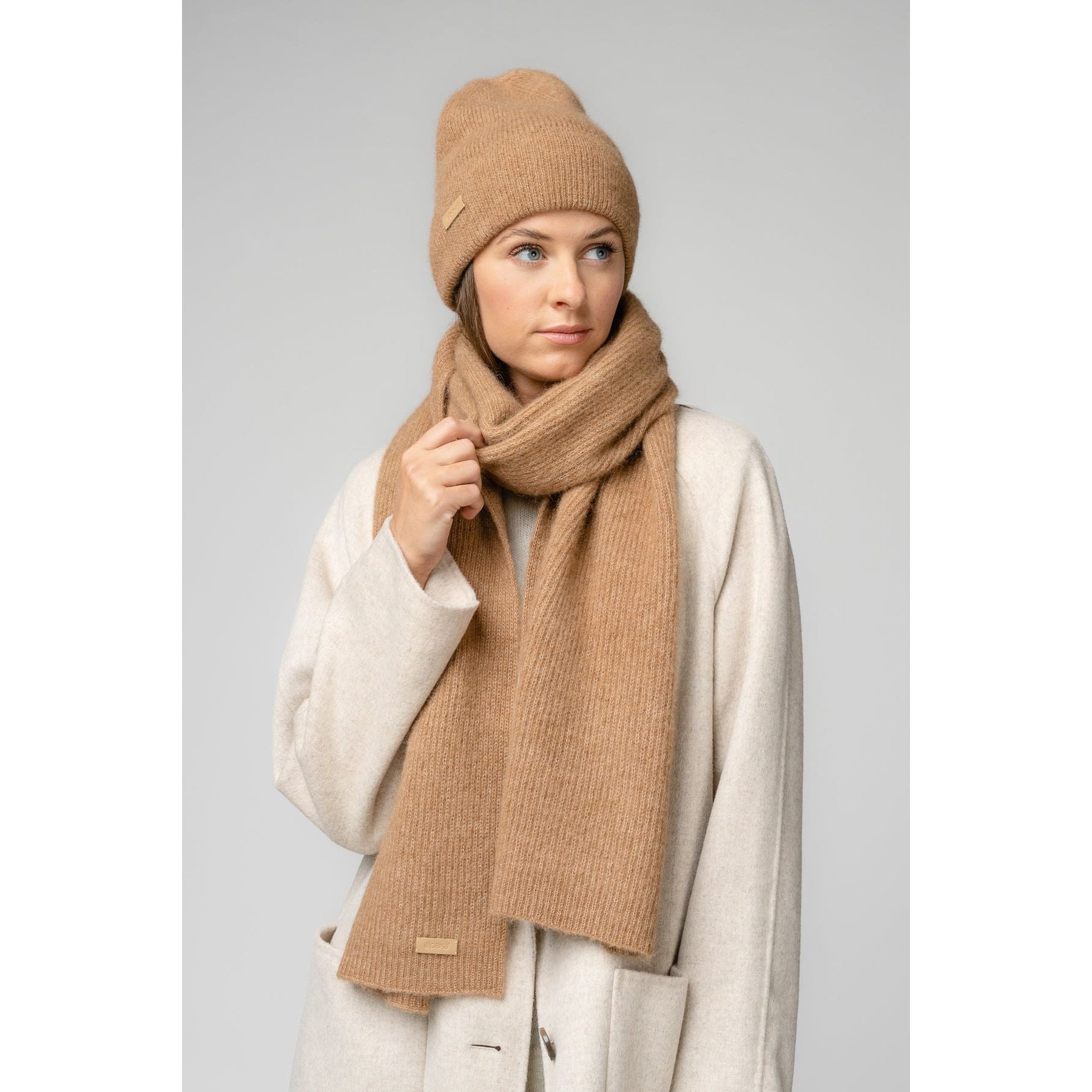 Natural Baby Alpaca and Merino Wool Light Fisherman's Rib Scarf