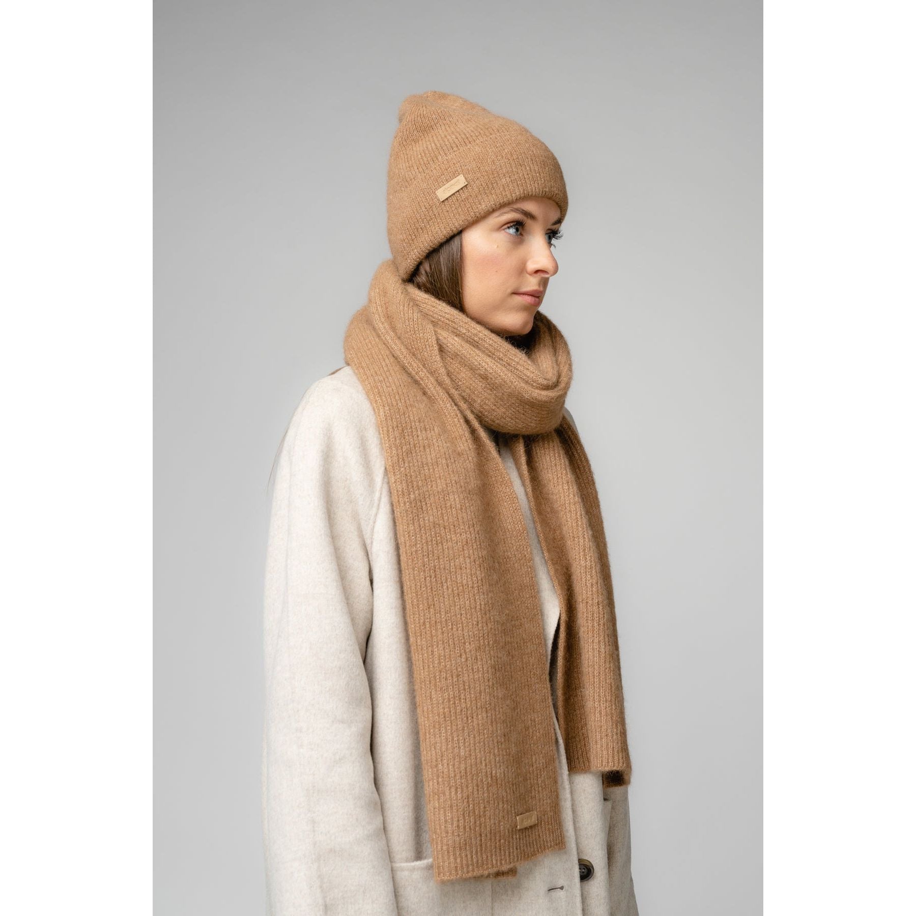 Natural Baby Alpaca and Merino Wool Light Fisherman's Rib Scarf