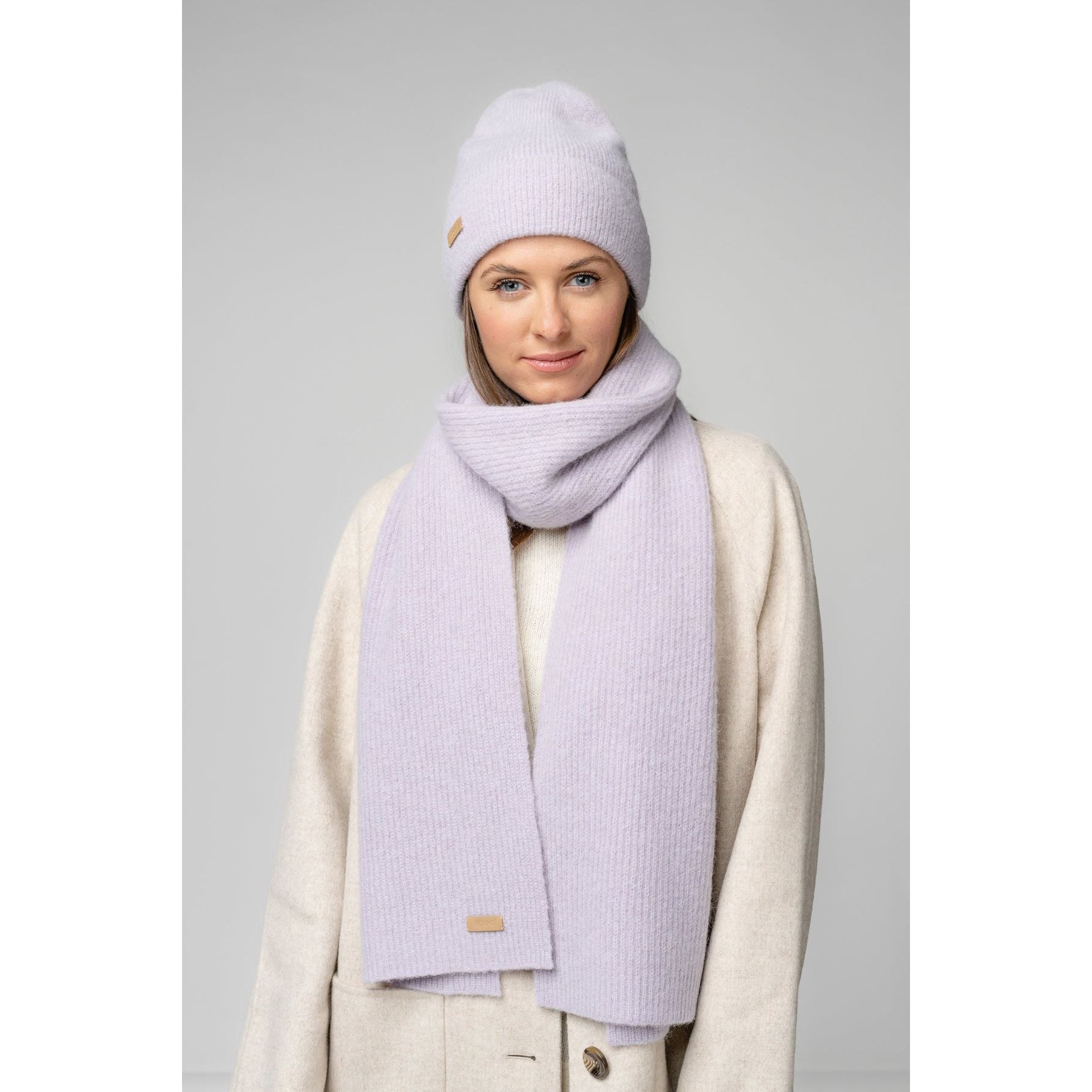 Natural Baby Alpaca and Merino Wool Light Fisherman's Rib Scarf