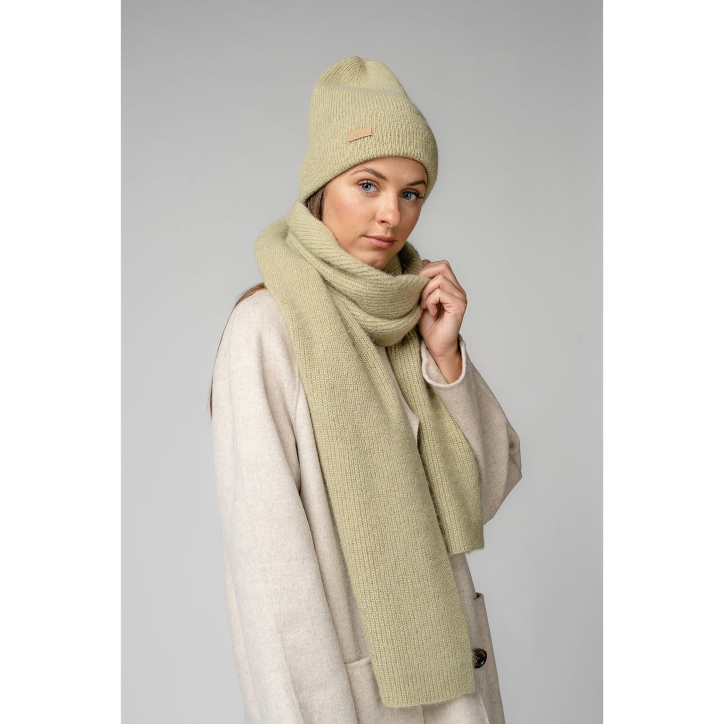 Natural Baby Alpaca and Merino Wool Light Fisherman's Rib Scarf