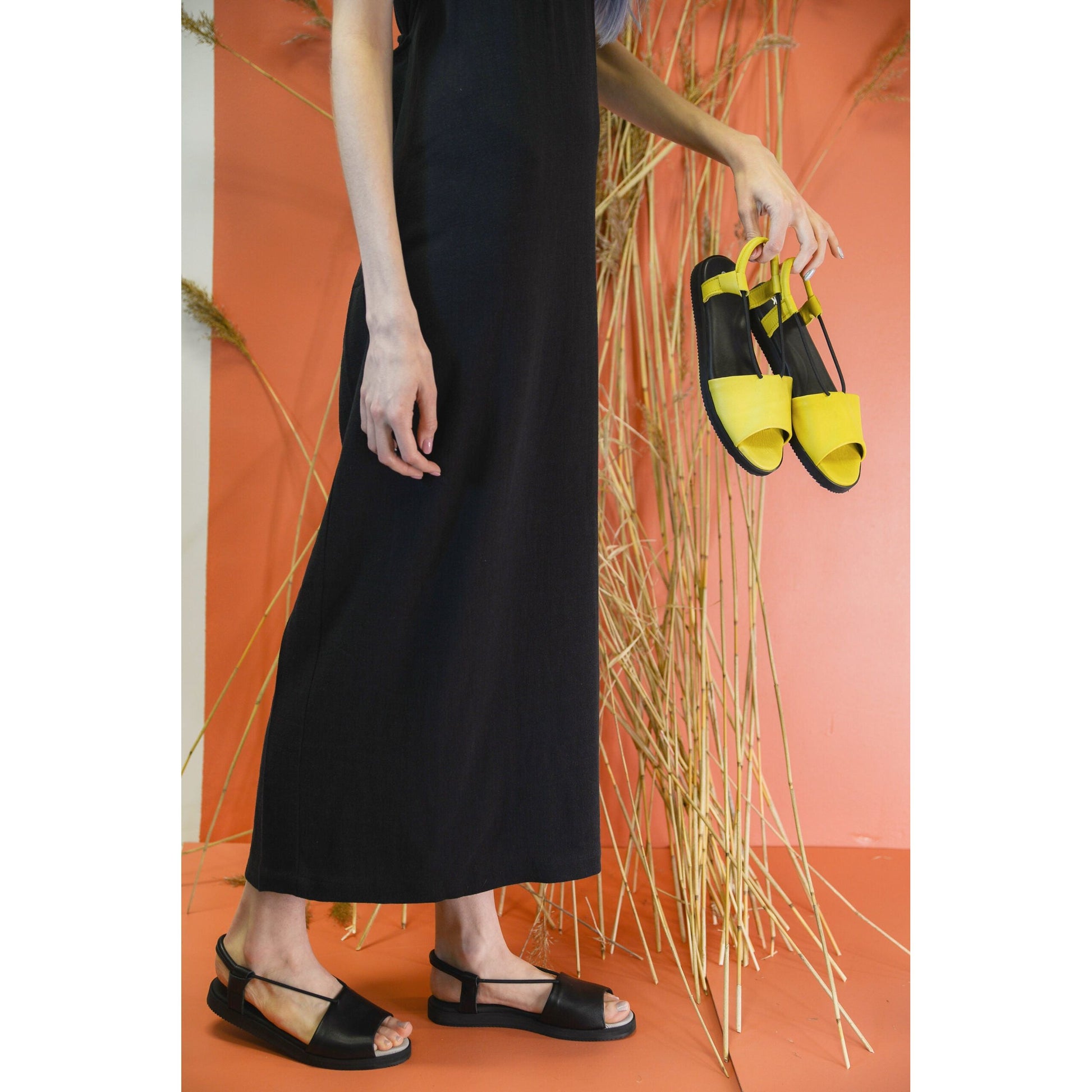 Berlin Sandals - Dark Grey