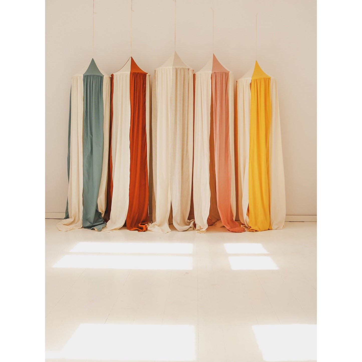 Organic Cotton and Linen Canopy - Blue Circus