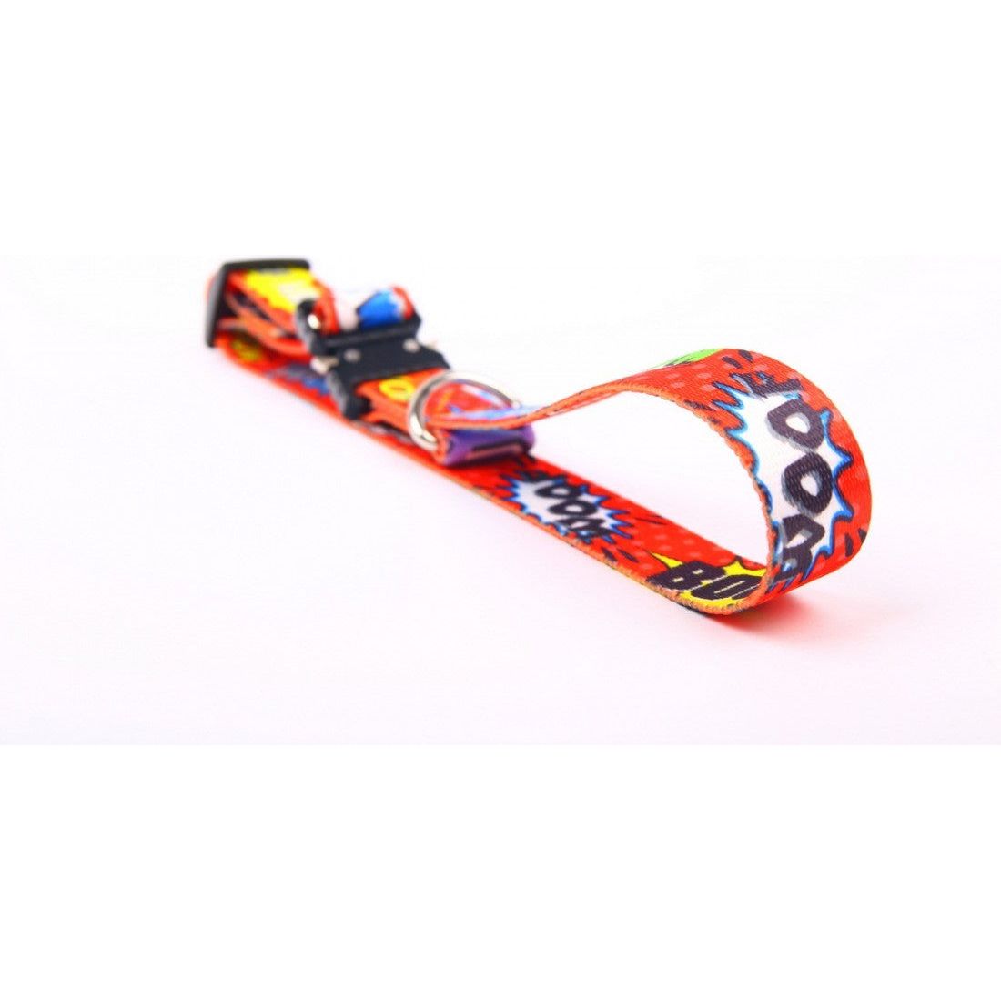 Collar With A Metal Buckle - Red Graffiti