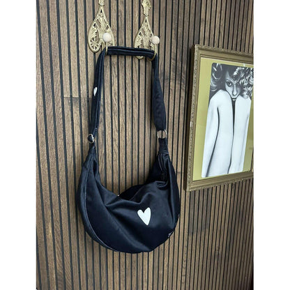 Hobo Bag Heart - Black