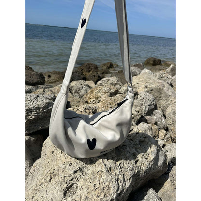 Hobo Bag Heart - White