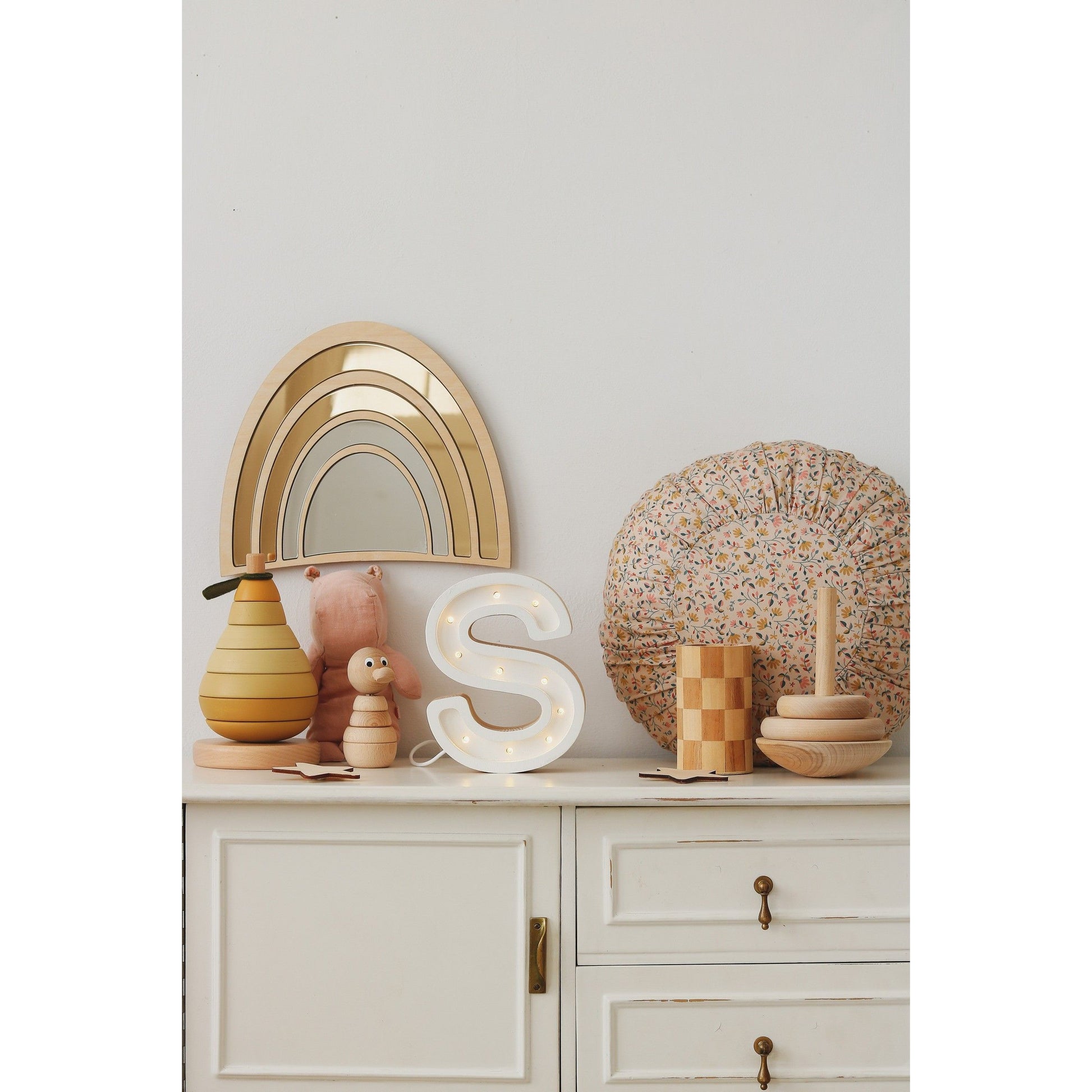 Kids Room Rainbow Mirror – Child-Friendly Acrylic & Wood