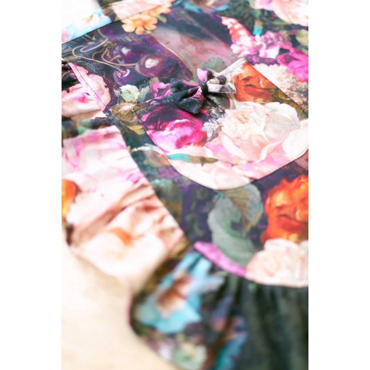 Ladies Apron with Ruffles - Francine Black