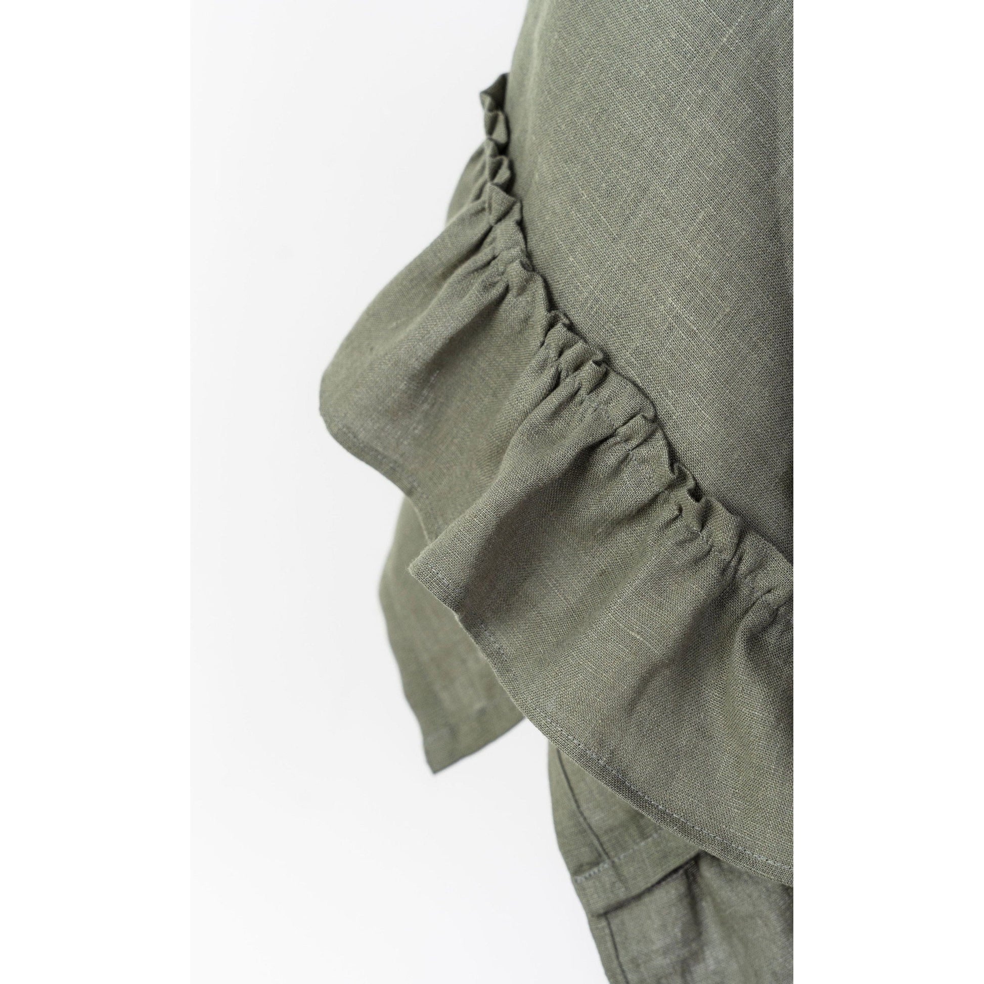 Linen Kitchen Towel With Ruffles
