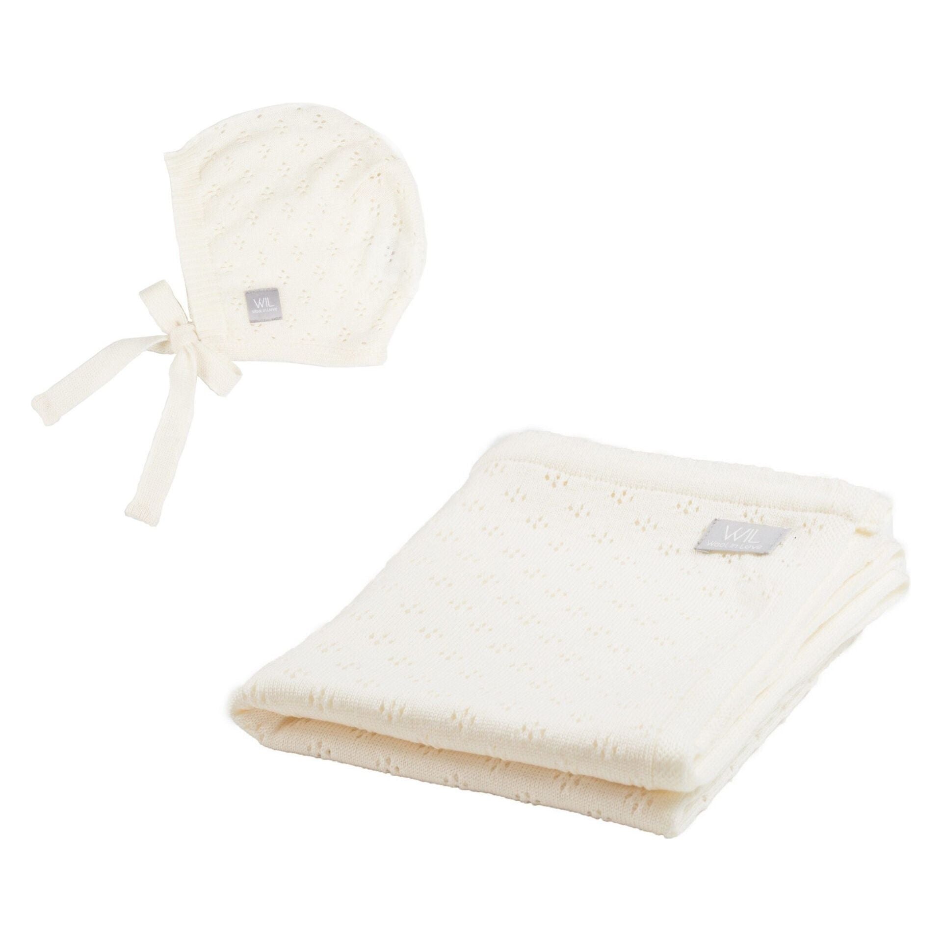 LOVE Gift Set For Baby - Blanket and Bonnet