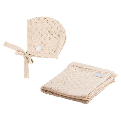 LOVE Gift Set For Baby - Blanket and Bonnet