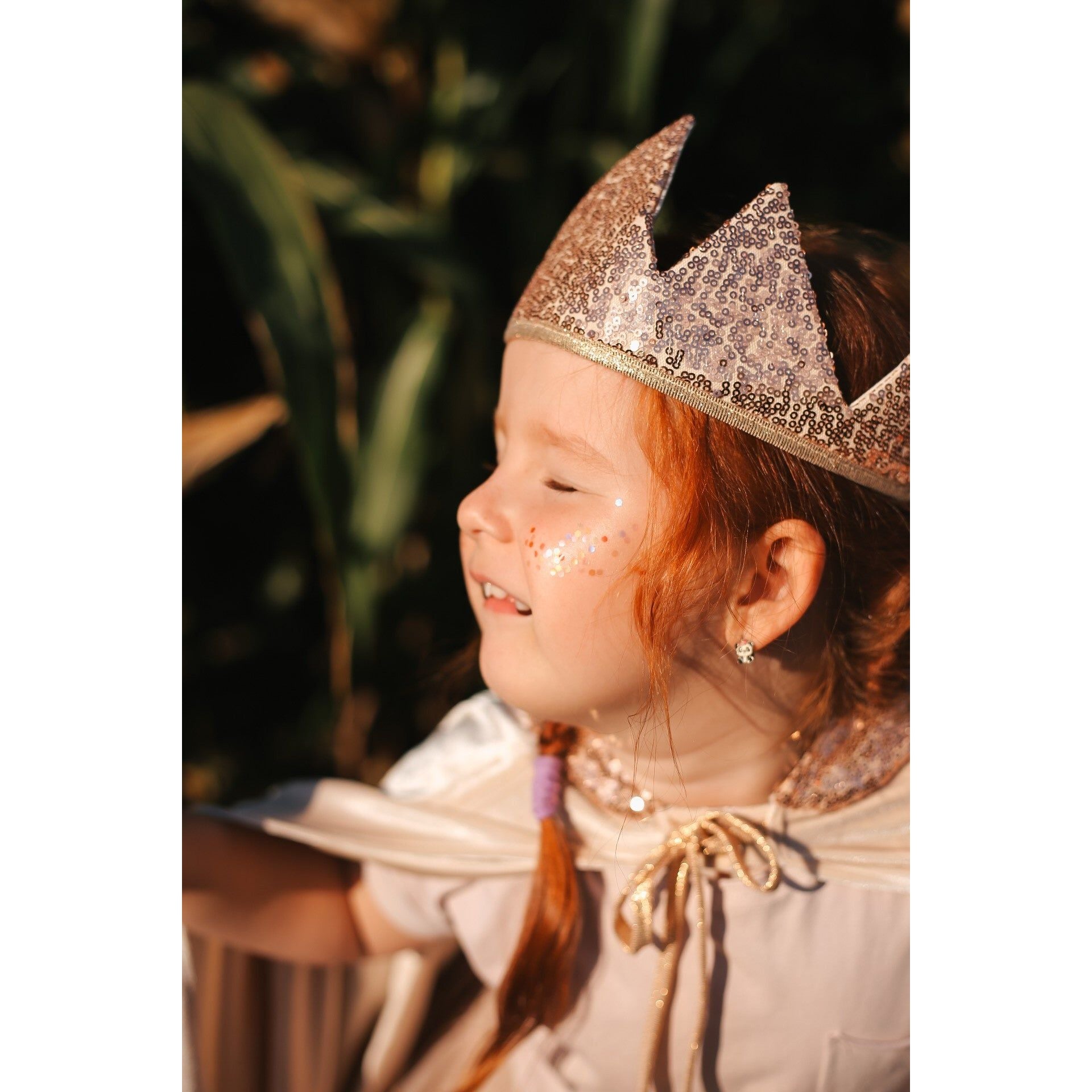 Magic Cape Costume - Cream Pearl