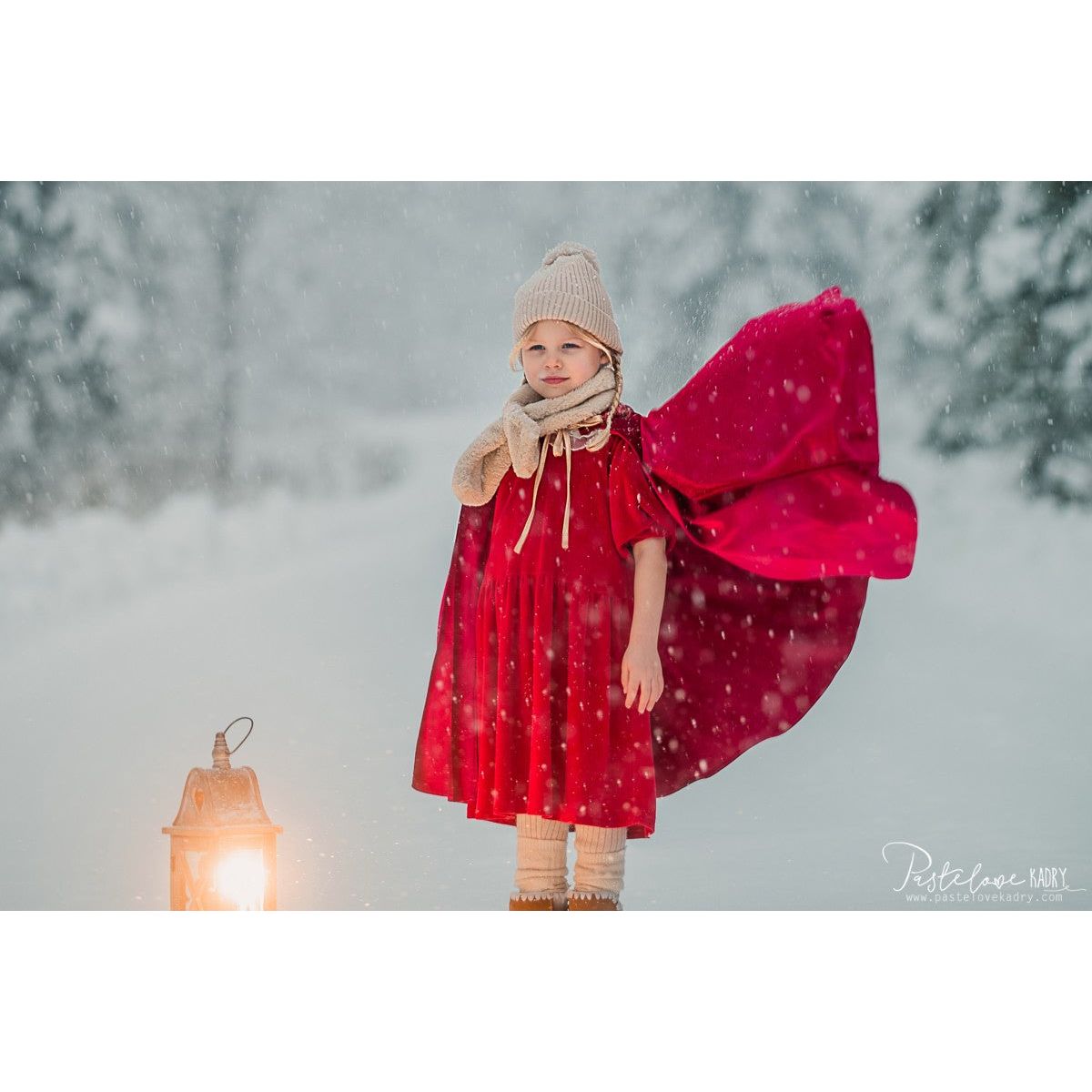 Magic Cape Costume - Red Riding Hood