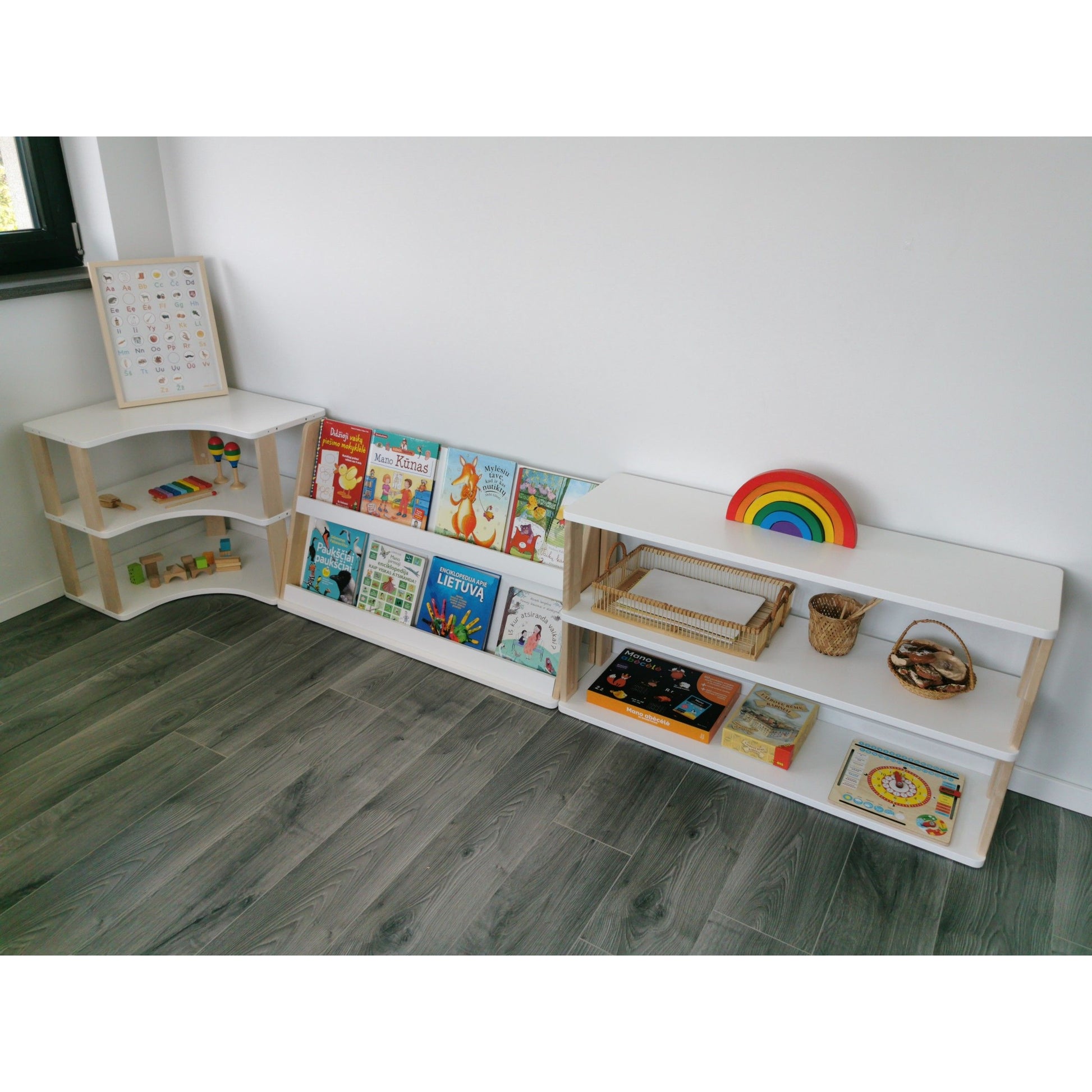 Modular Montessori Bookshelf - 2 Shelves