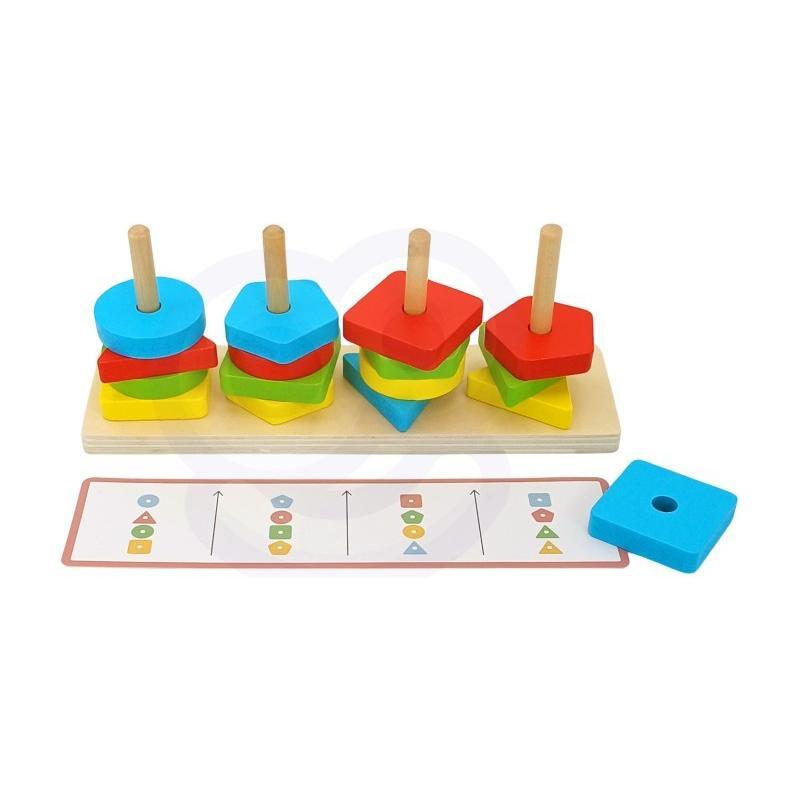 Montessori Puzzle Pyramid With Animals