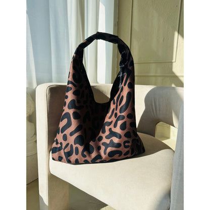 Moon Bag - Classic Leopard