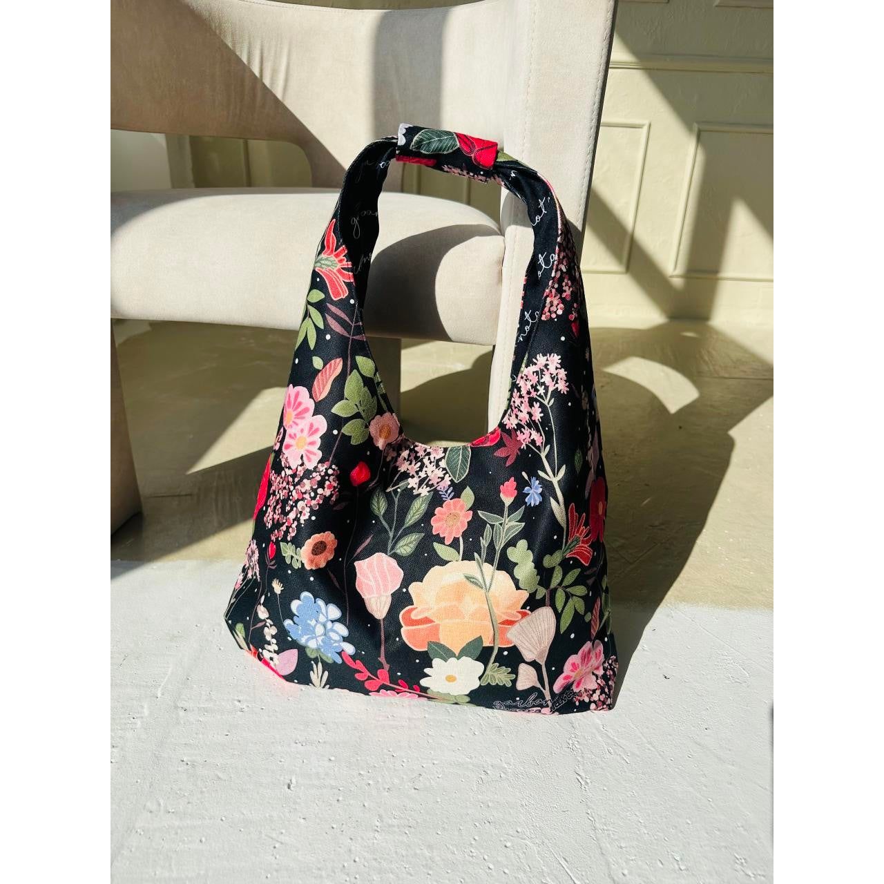 Moon Bag - Curly Summer Night