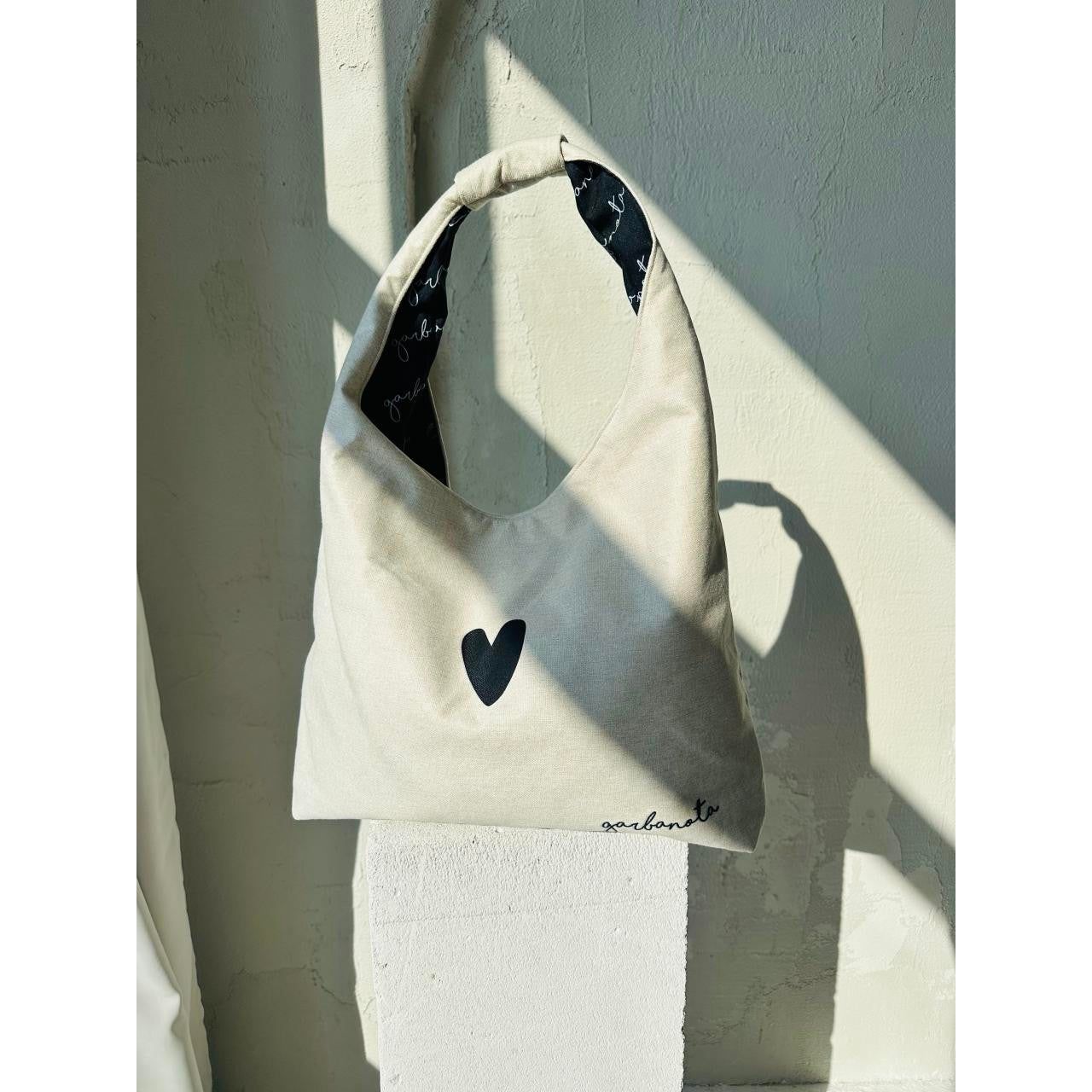 Moon Bag Heart - White