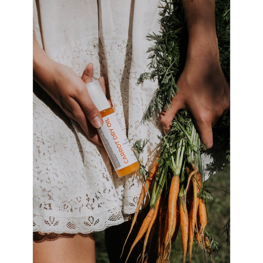 Natural Carrot Dry Oil With Aloe Vera