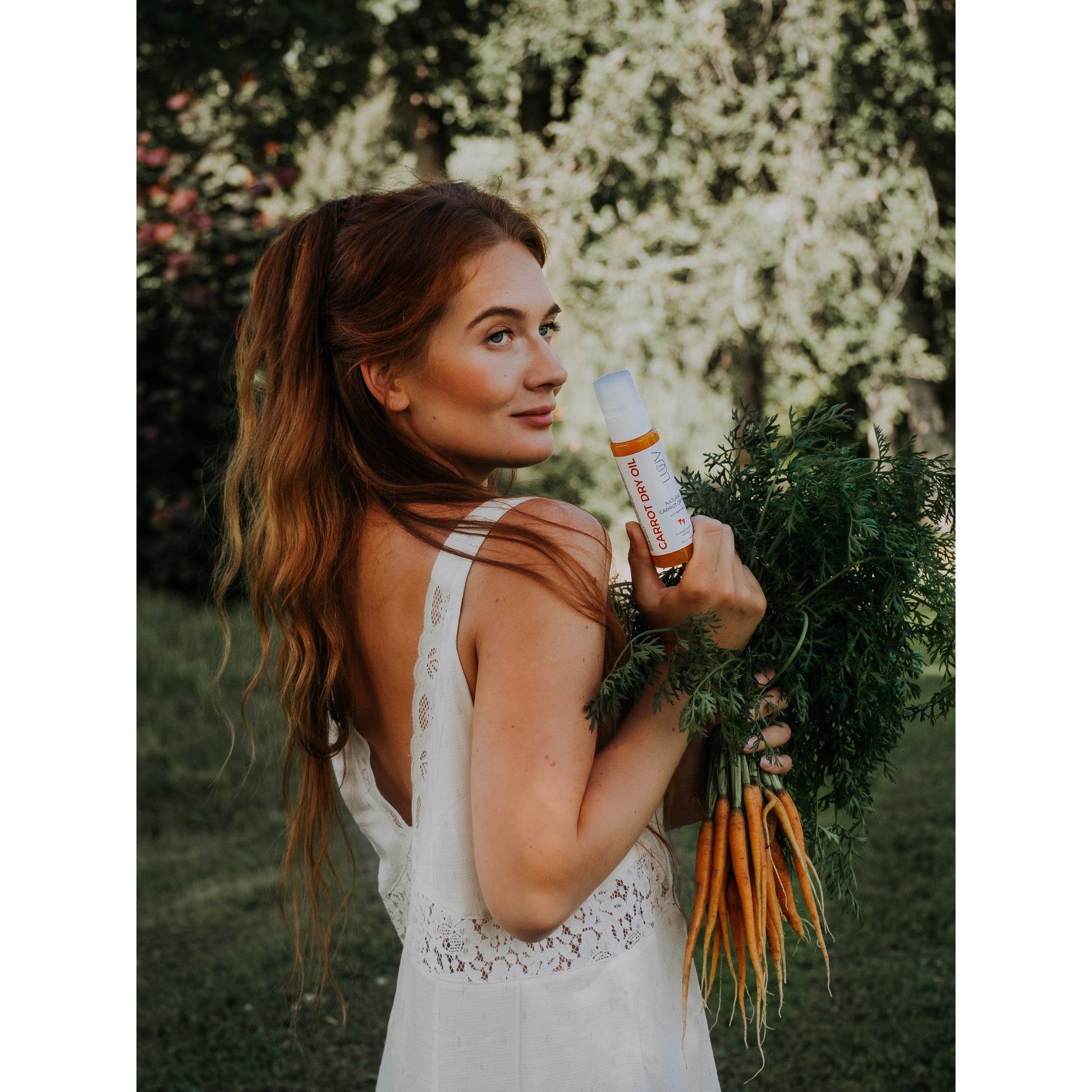 Natural Carrot Dry Oil With Aloe Vera