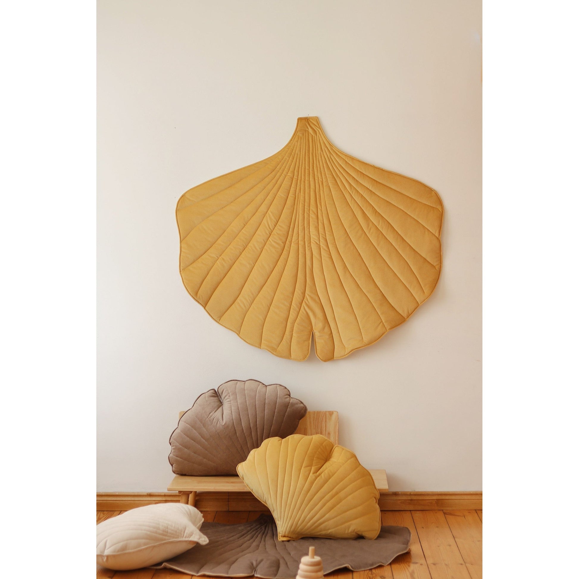 Organic Cotton and Velvet Ginkgo Leaf Playmat - Yellow