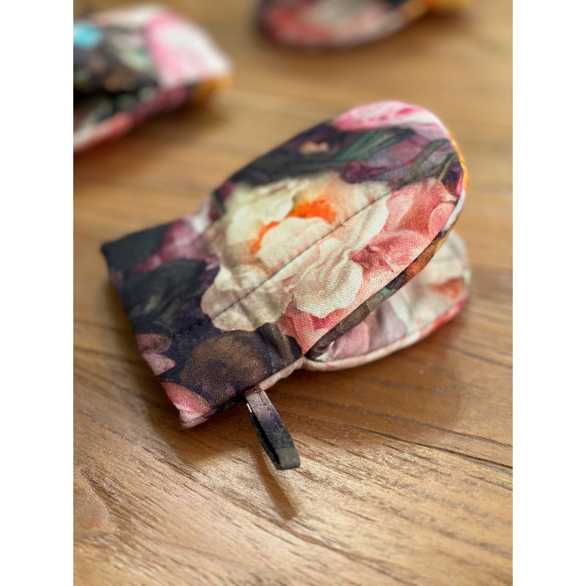Oven Glove With Double Wool Filling - Francine Black