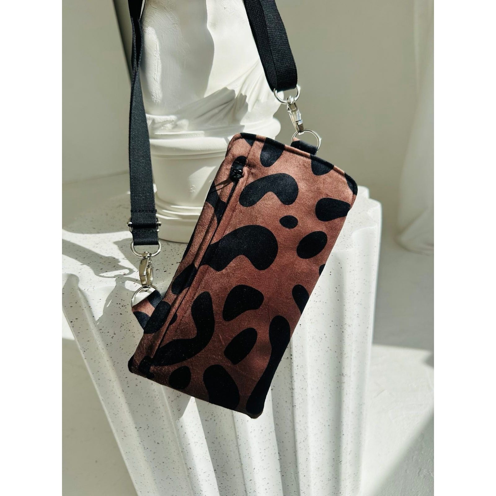 Phone Bag - Classic Leopard