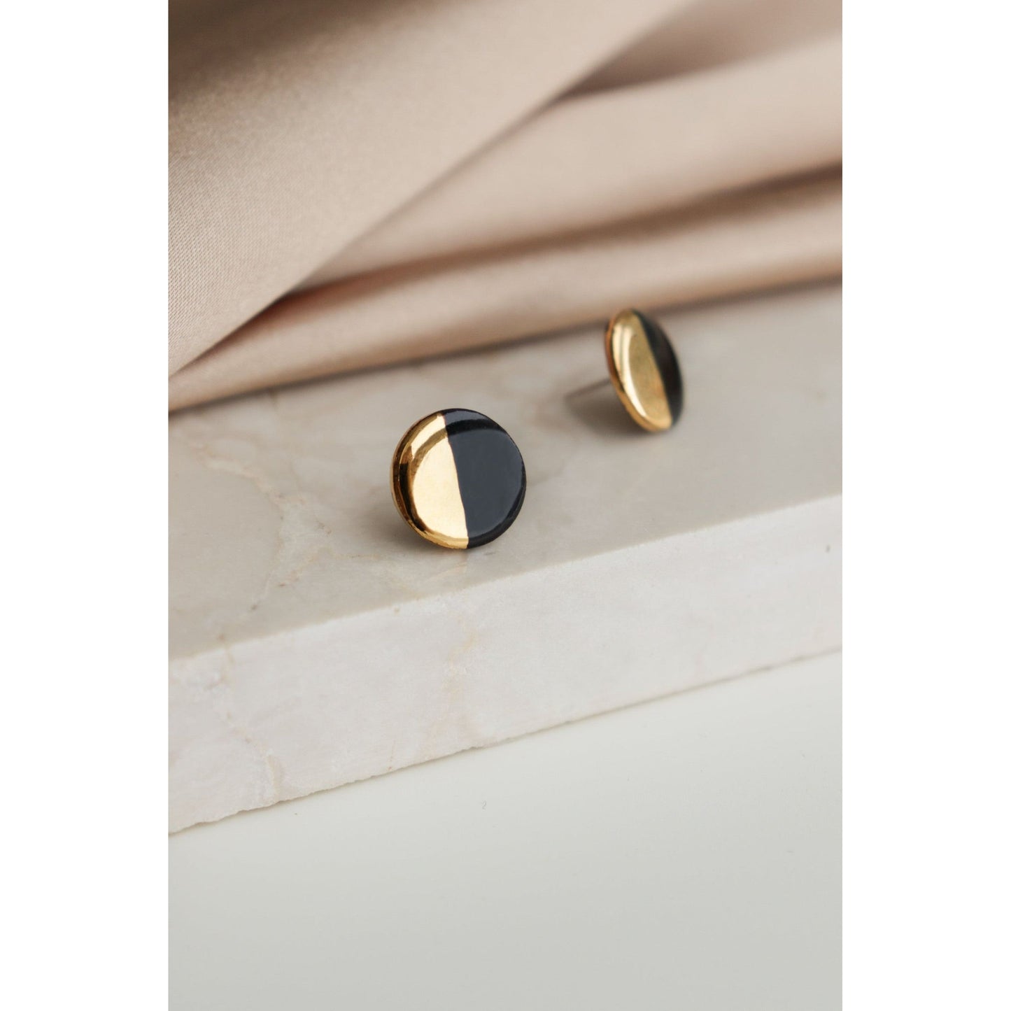 Porcelain Round Stud Earrings - Black and Gold