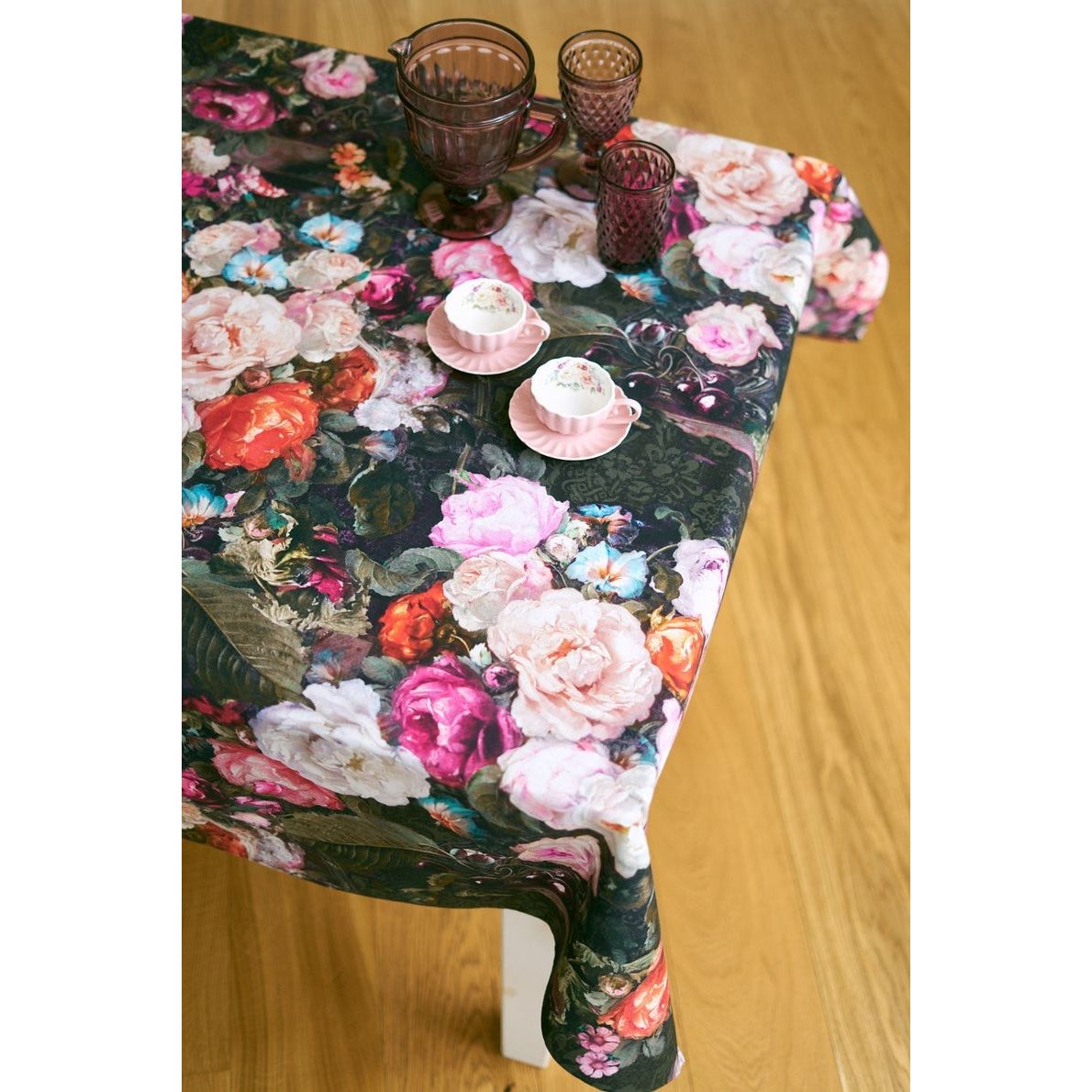 Rectangular Tablecloth - Francine Black