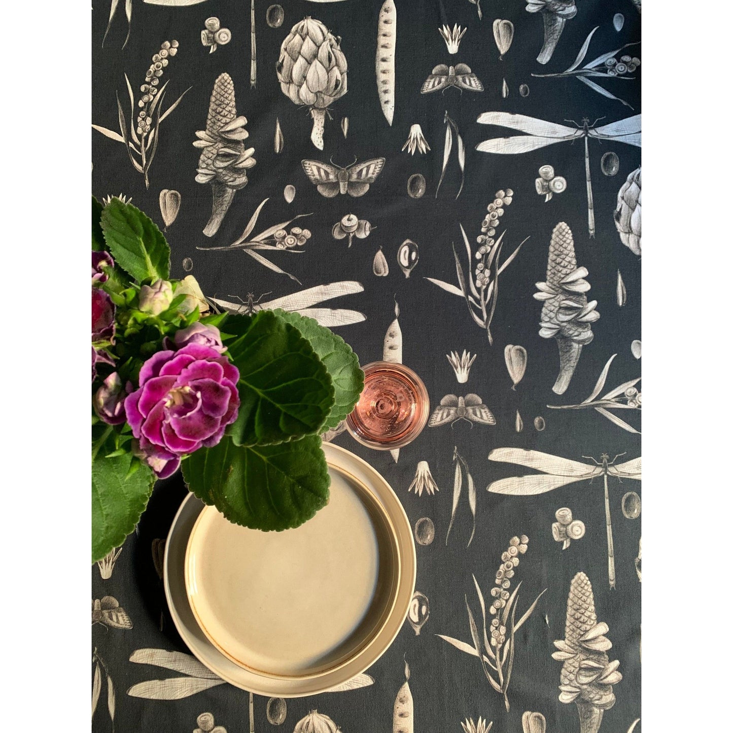 Rectangular Tablecloth - Seeds Carbon