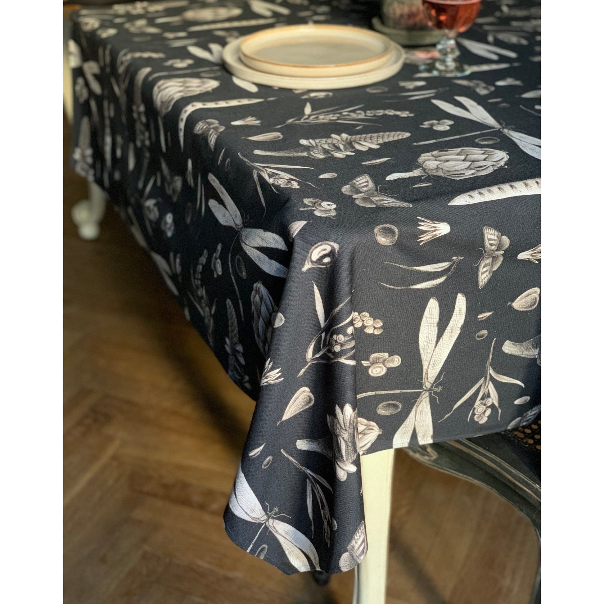 Rectangular Tablecloth - Seeds Carbon
