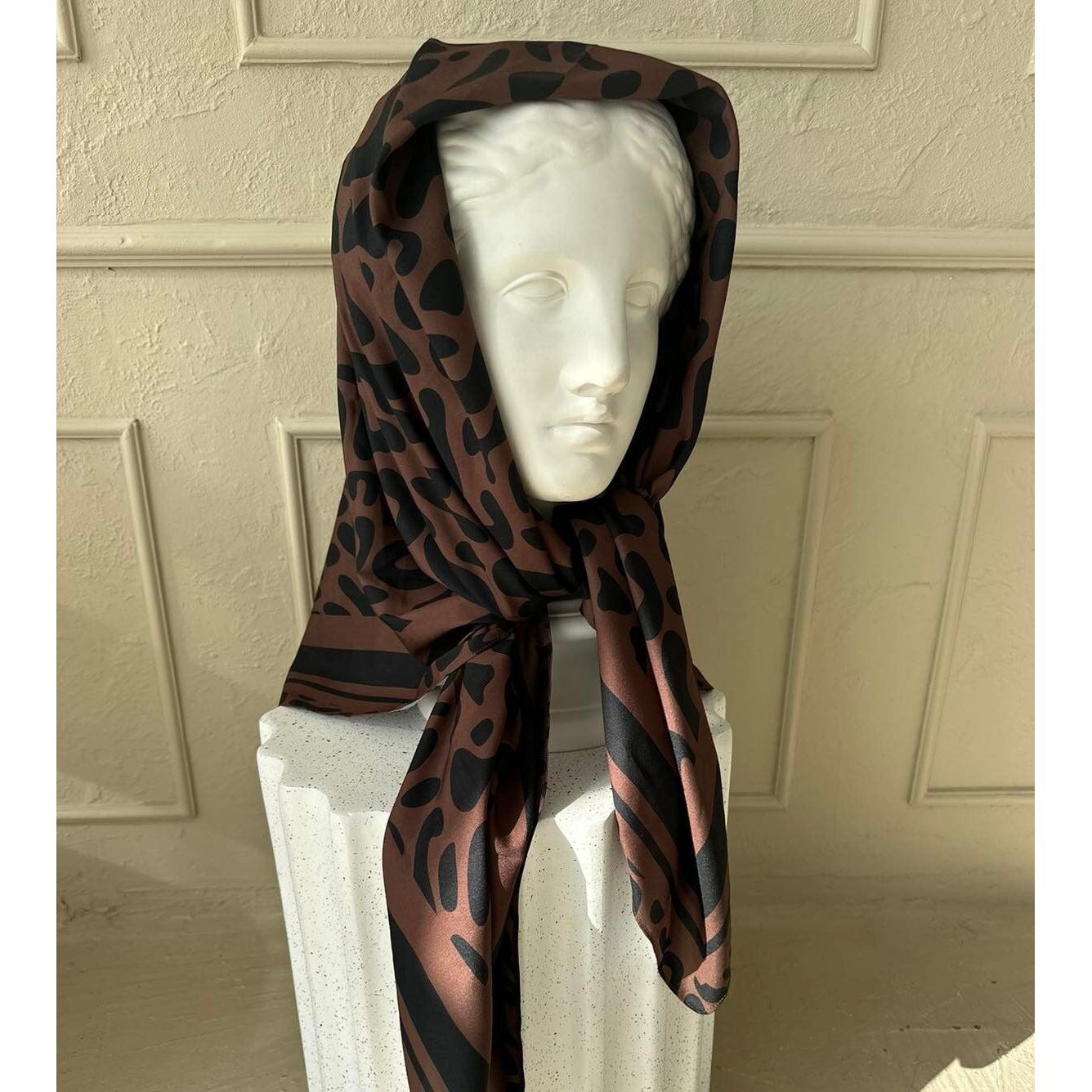 Scarf Classic Leopard