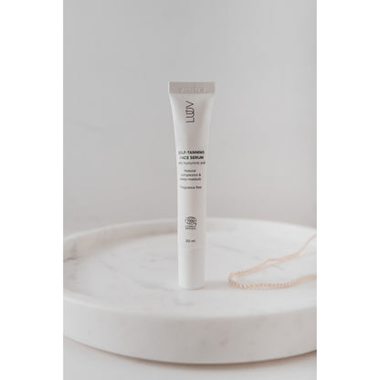 Self-Tanning Face Serum With Hyaluronic Acid, 20ml