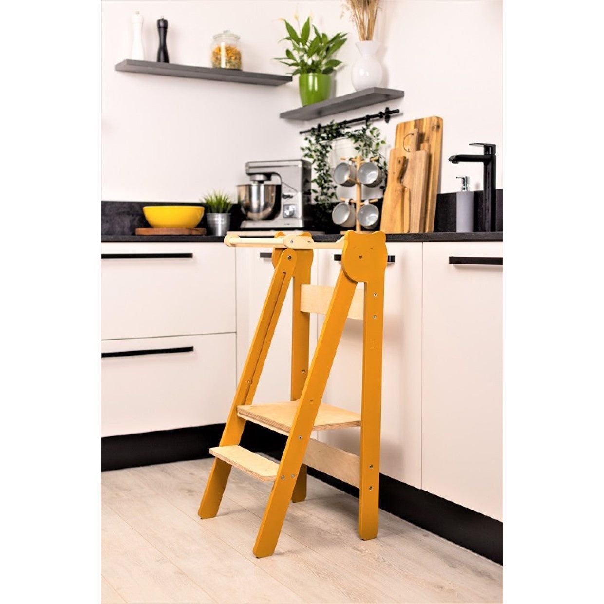 Space Saving Kitchen Step Stool
